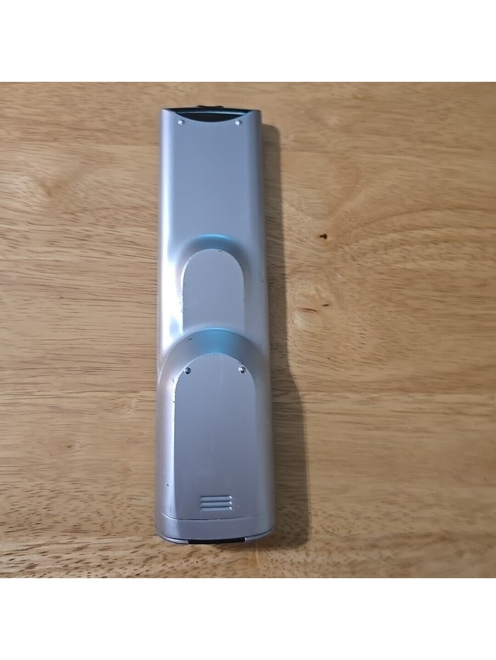 Logitech Harmony 520 Advanced Universal Remote Control - Cleaned & Tested - Picture 4 of 5